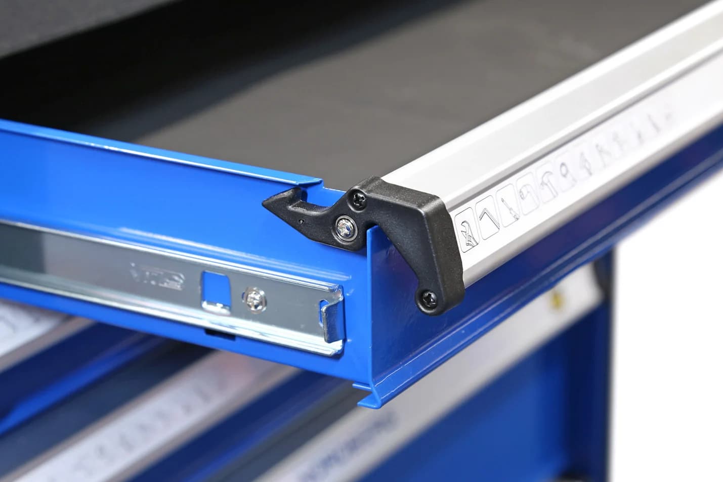 Тележка NORDBERG T6N — 6 ящиков нагрузка 350 кг замок в каждом ящике синяя 800×470×980 мм