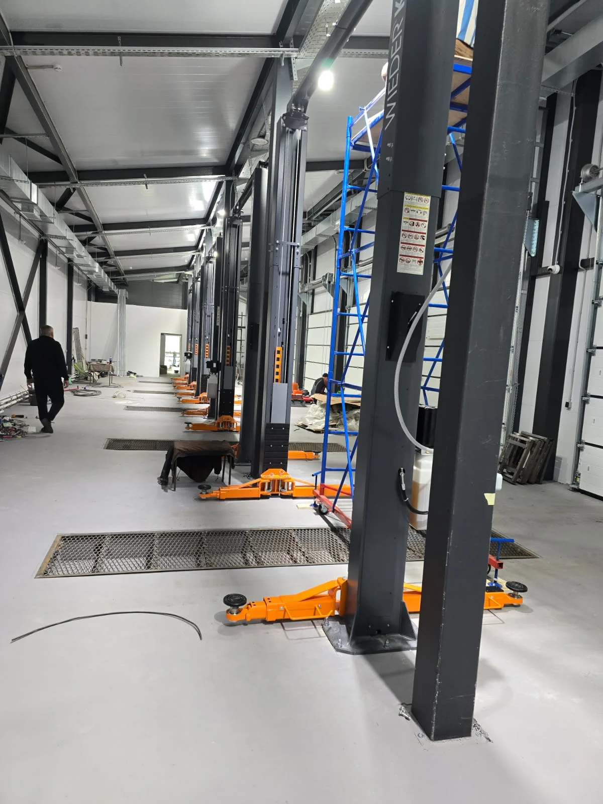 Монтаж оборудования