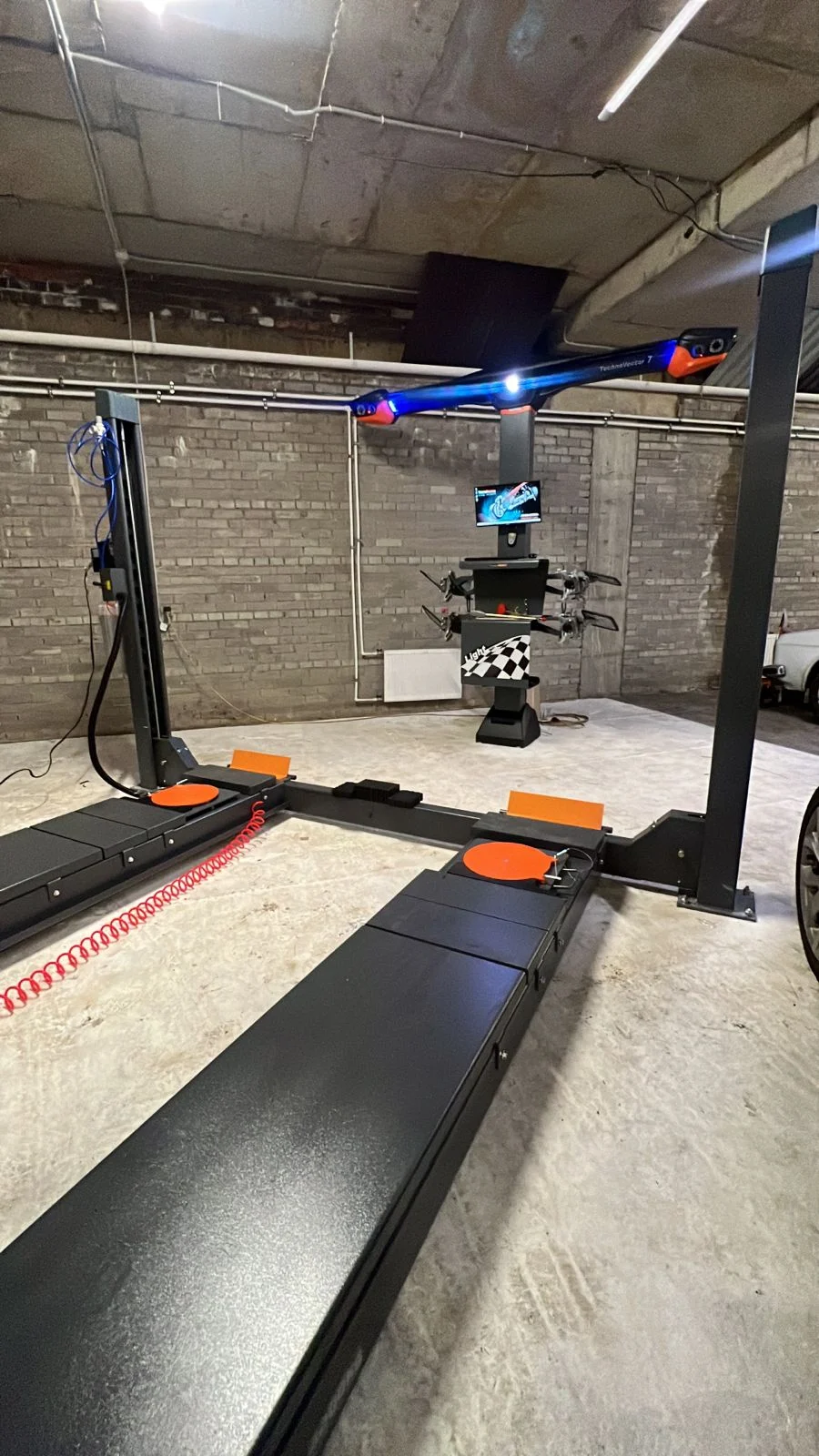 Монтаж оборудования