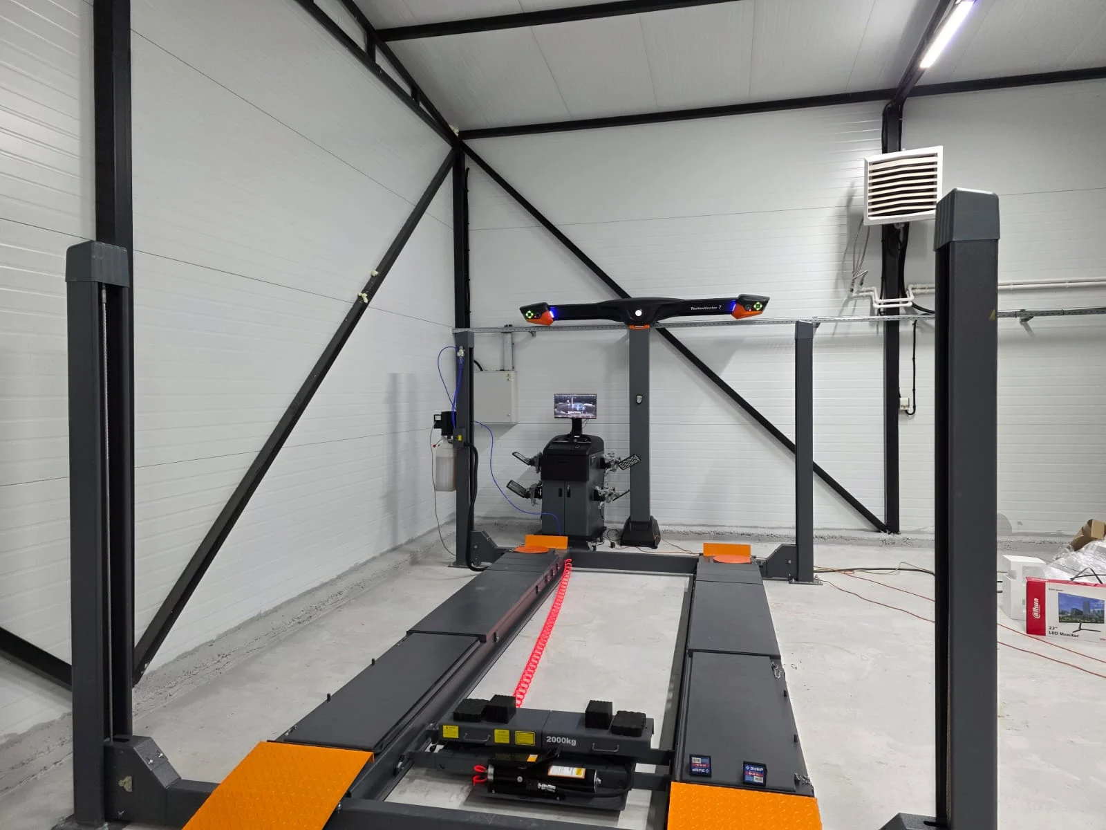 Монтаж оборудования